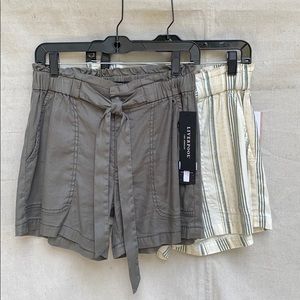 Stretch Linen Short